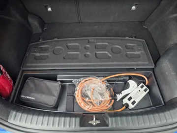 Car image 22