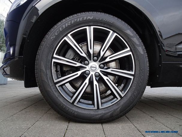 Volvo XC60 B4 AWD Geartronic Inscription 145 kW image number 19