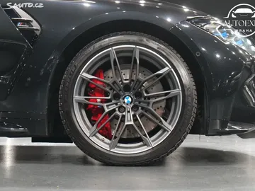 Car image 27