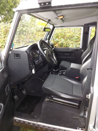 Land Rover Defender 90 kW image number 7