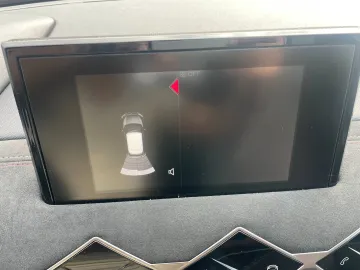 Car image 32