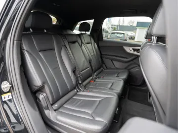 Car image 42