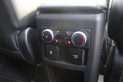 Car image 37