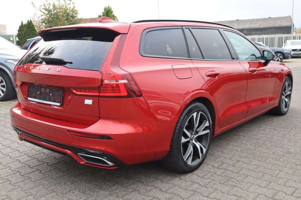 Volvo V60 T6 R Design AWD Geartronic Recharge 251 kW image number 7