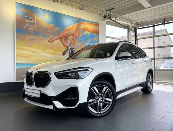 BMW X1 20i sDrive 131 kW image number 1