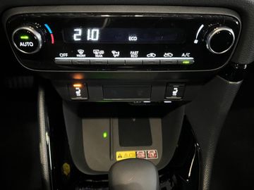 Car image 21