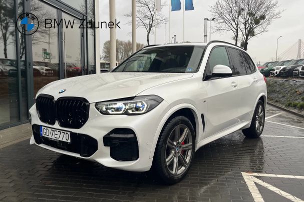 BMW X5 xDrive 210 kW image number 1