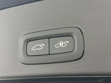 Car image 42