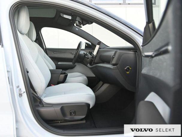 Volvo EX30 AWD 314 kW image number 15