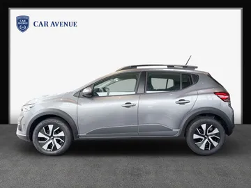 Car image 4