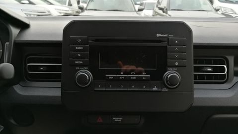 Car image 13