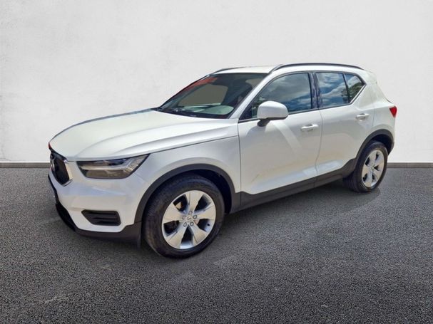 Volvo XC40 AWD 120 kW image number 1