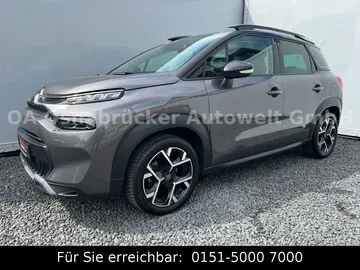 Car image 35