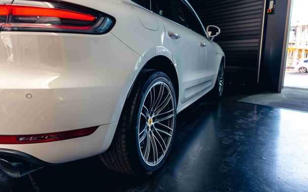 Porsche Macan Turbo 324 kW image number 8