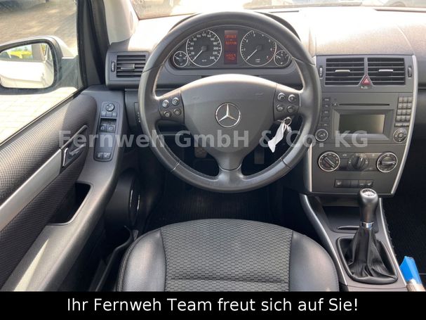 Mercedes-Benz A 180 85 kW image number 13