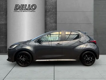 Car image 4