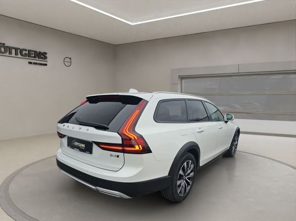 Volvo V90 Cross Country AWD B4 145 kW image number 2