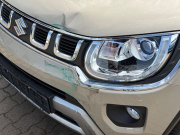 Car image 16