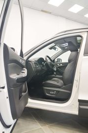 Car image 41