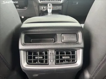 Car image 47