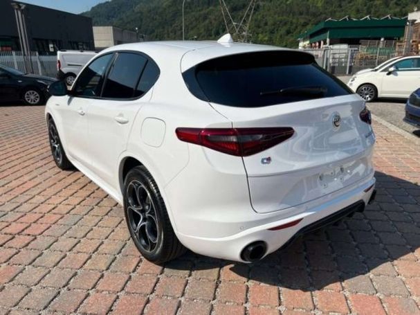 Alfa Romeo Stelvio 2.2 Diesel AT8 Q4 154 kW image number 2