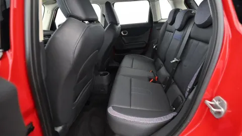Car image 24