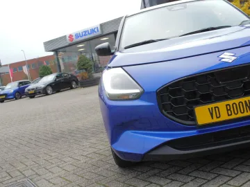 Car image 33