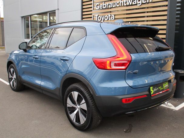 Volvo XC40 Recharge T4 Plus Dark 155 kW image number 4