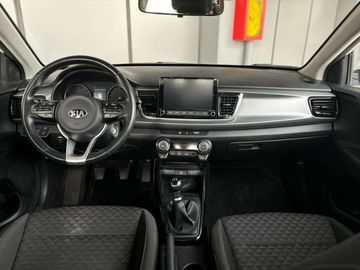 Car image 11