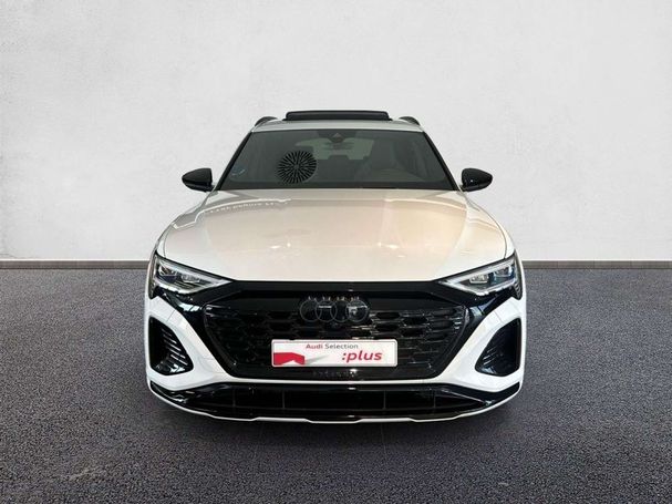 Audi Q8 55 quattro e-tron S-line 300 kW image number 2