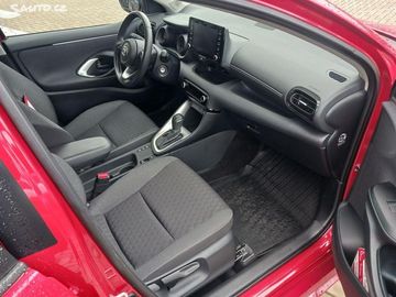 Car image 14