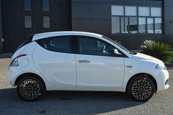 Lancia Ypsilon 51 kW image number 5