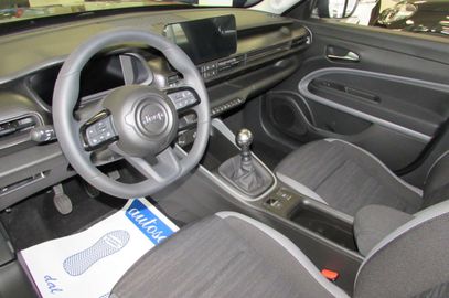 Car image 6