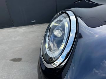Car image 35