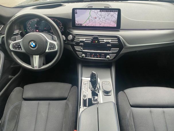 BMW 530 Touring 215 kW image number 10