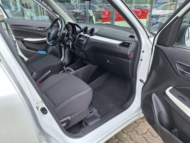 Suzuki Swift 1.2 Dualjet Hybrid Comfort ALLGRIP 61 kW image number 9