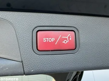 Car image 38