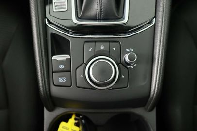 Car image 30