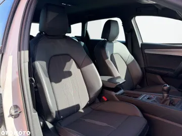 Car image 38
