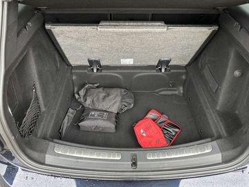 Car image 31