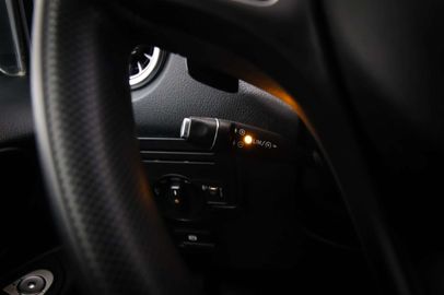 Car image 36