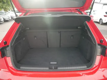 Car image 38