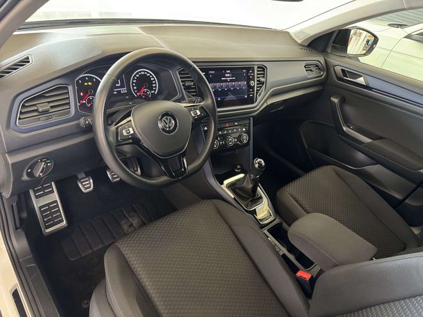 Volkswagen T-Roc 85 kW image number 30