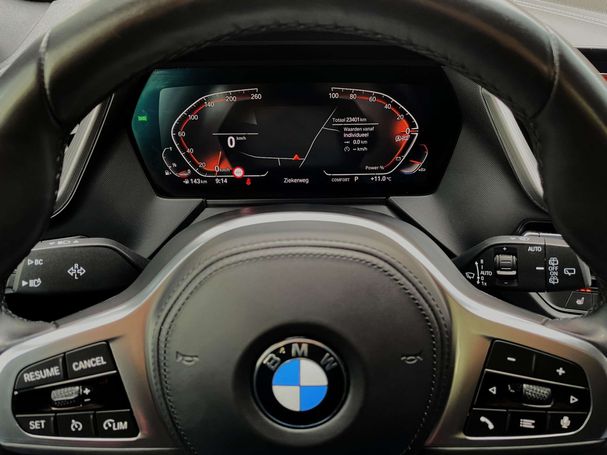 BMW 118i 100 kW image number 18