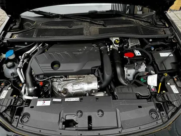 Car image 33