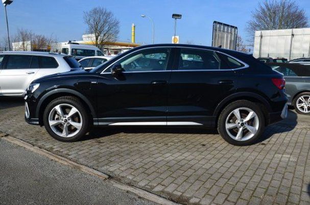 Audi Q3 45 TFSIe S-line Sportback 180 kW image number 3