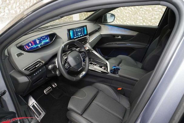 Peugeot 3008 e-EAT8 220 kW image number 9