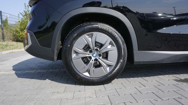 BMW iX1 xDrive30 230 kW image number 31