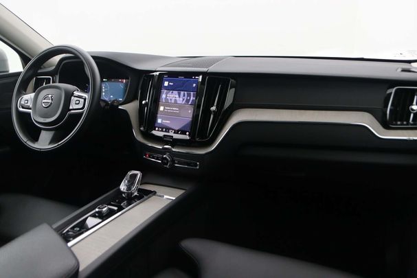 Volvo XC60 Recharge T8 AWD 288 kW image number 17