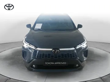 Car image 3